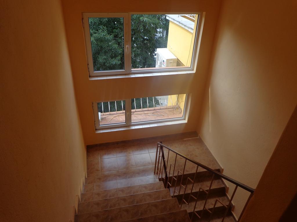 Prometei Hotel Burgas City Eksteriør billede
