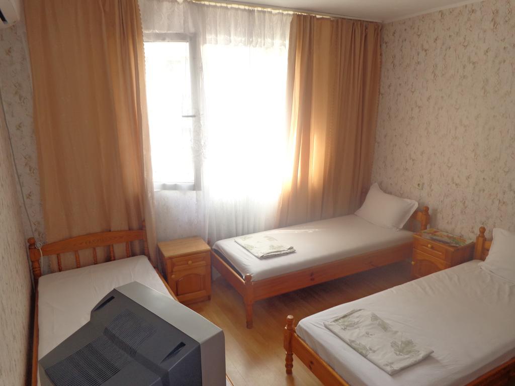 Prometei Hotel Burgas City Eksteriør billede